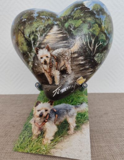 Tierurnen Herz- Portrait-159